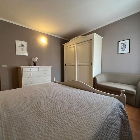 Anfite Apartments Aleardi Peschiera del Garda Bagian luar foto