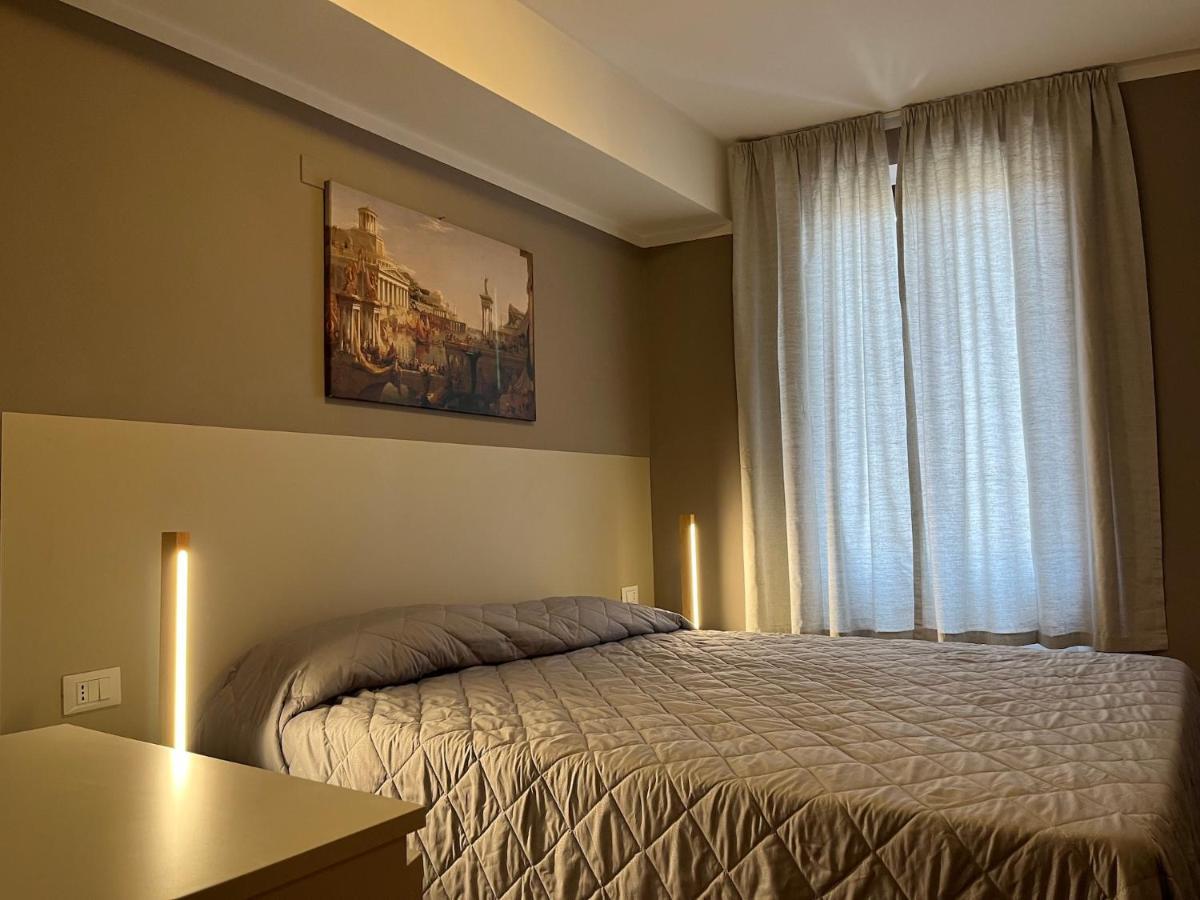 Anfite Apartments Aleardi Peschiera del Garda Bagian luar foto