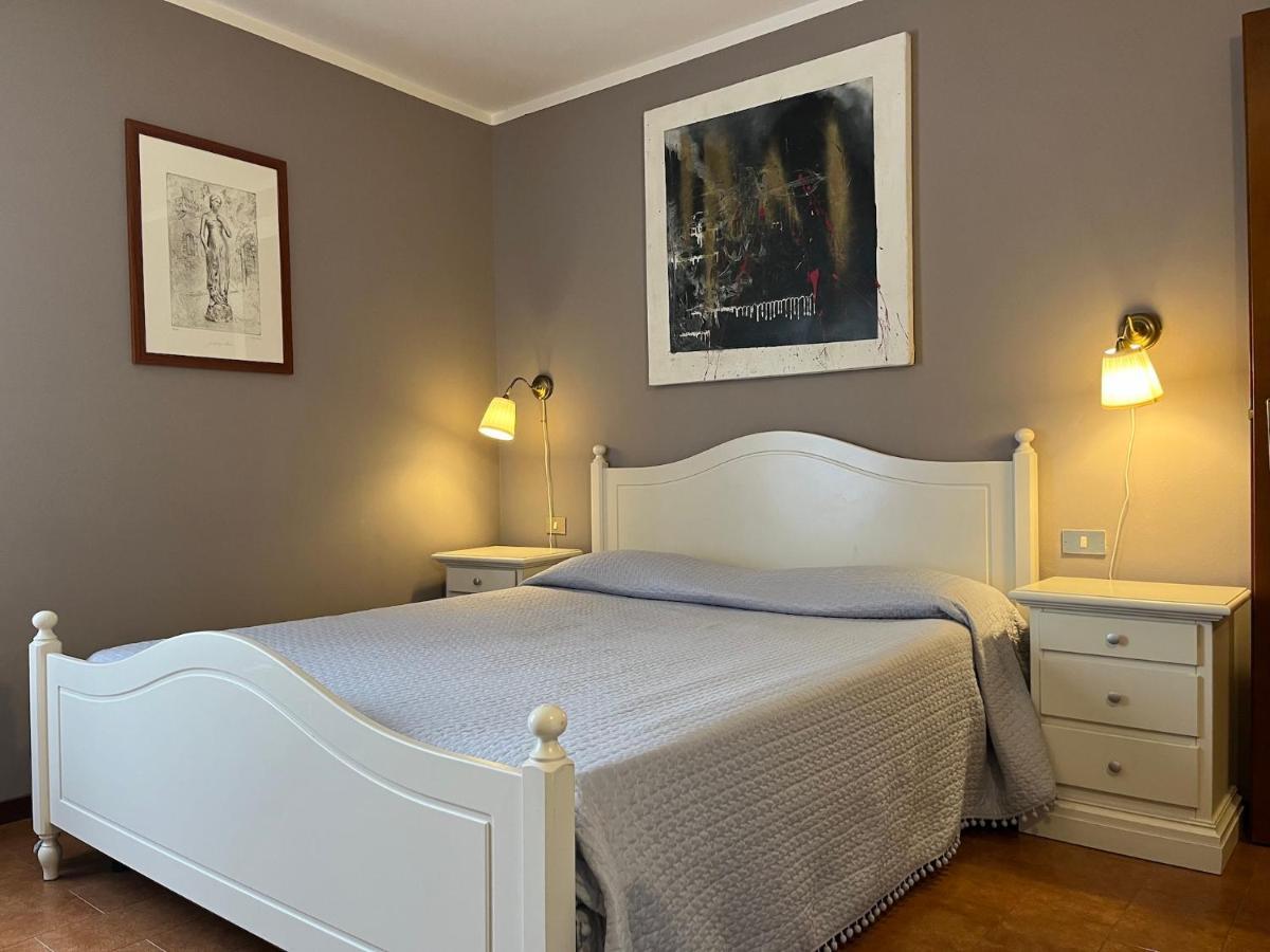 Anfite Apartments Aleardi Peschiera del Garda Bagian luar foto