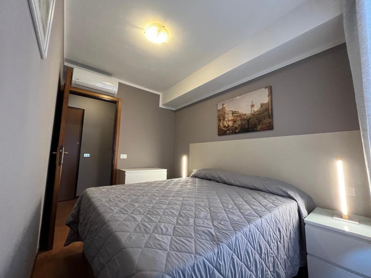 Anfite Apartments Aleardi Peschiera del Garda Bagian luar foto