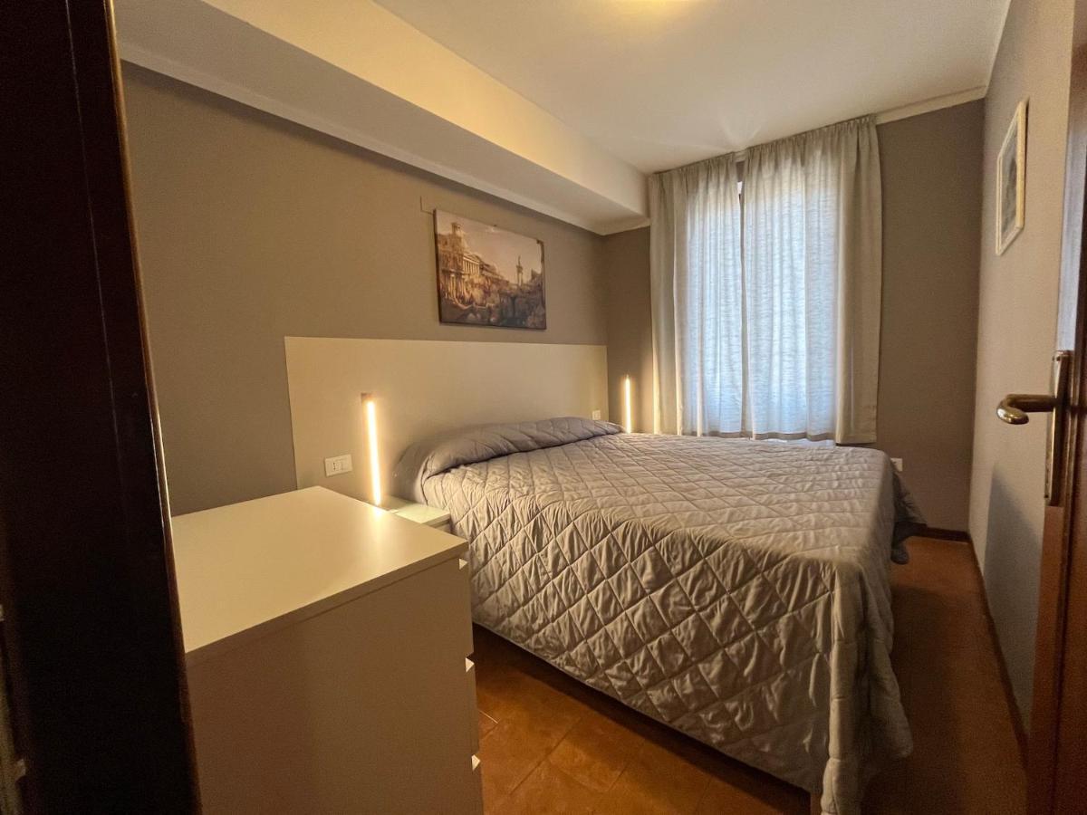 Anfite Apartments Aleardi Peschiera del Garda Bagian luar foto