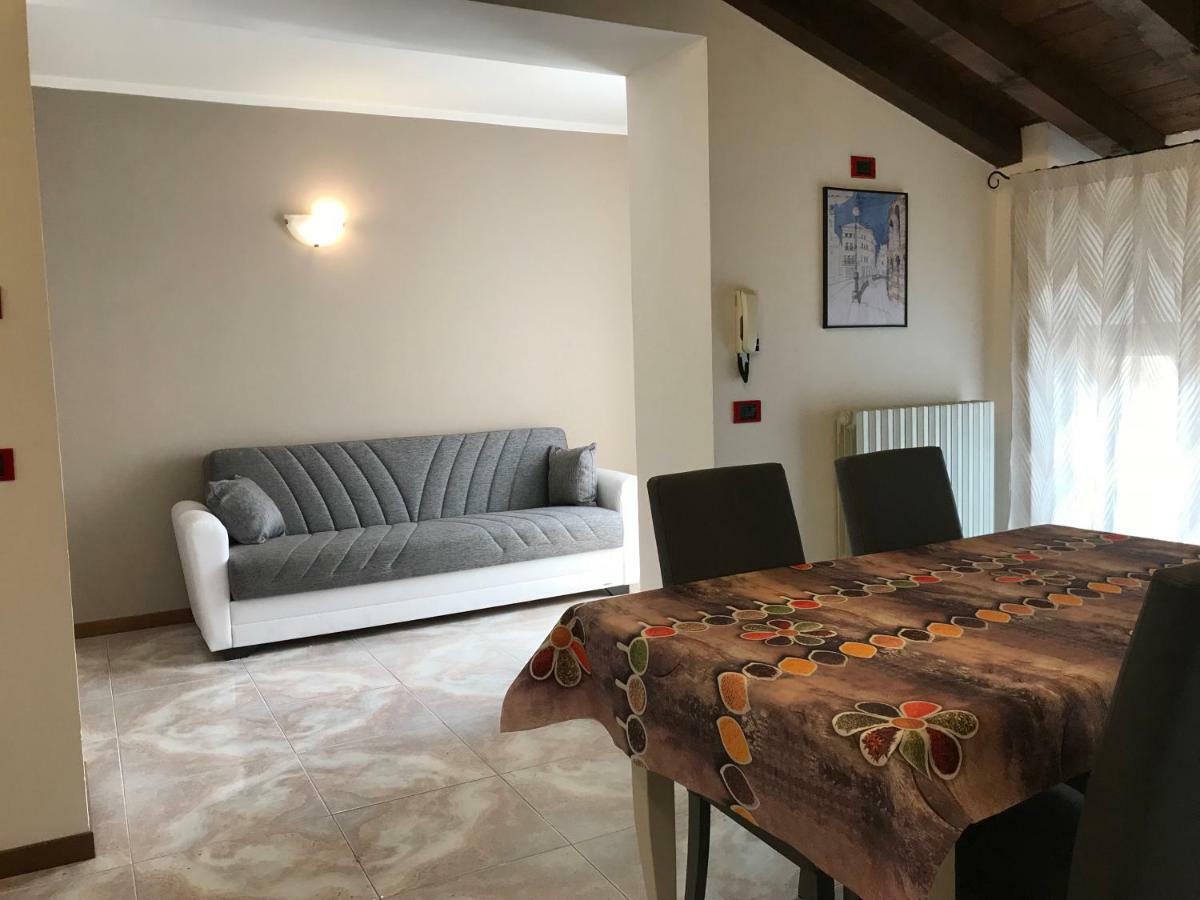 Anfite Apartments Aleardi Peschiera del Garda Bagian luar foto