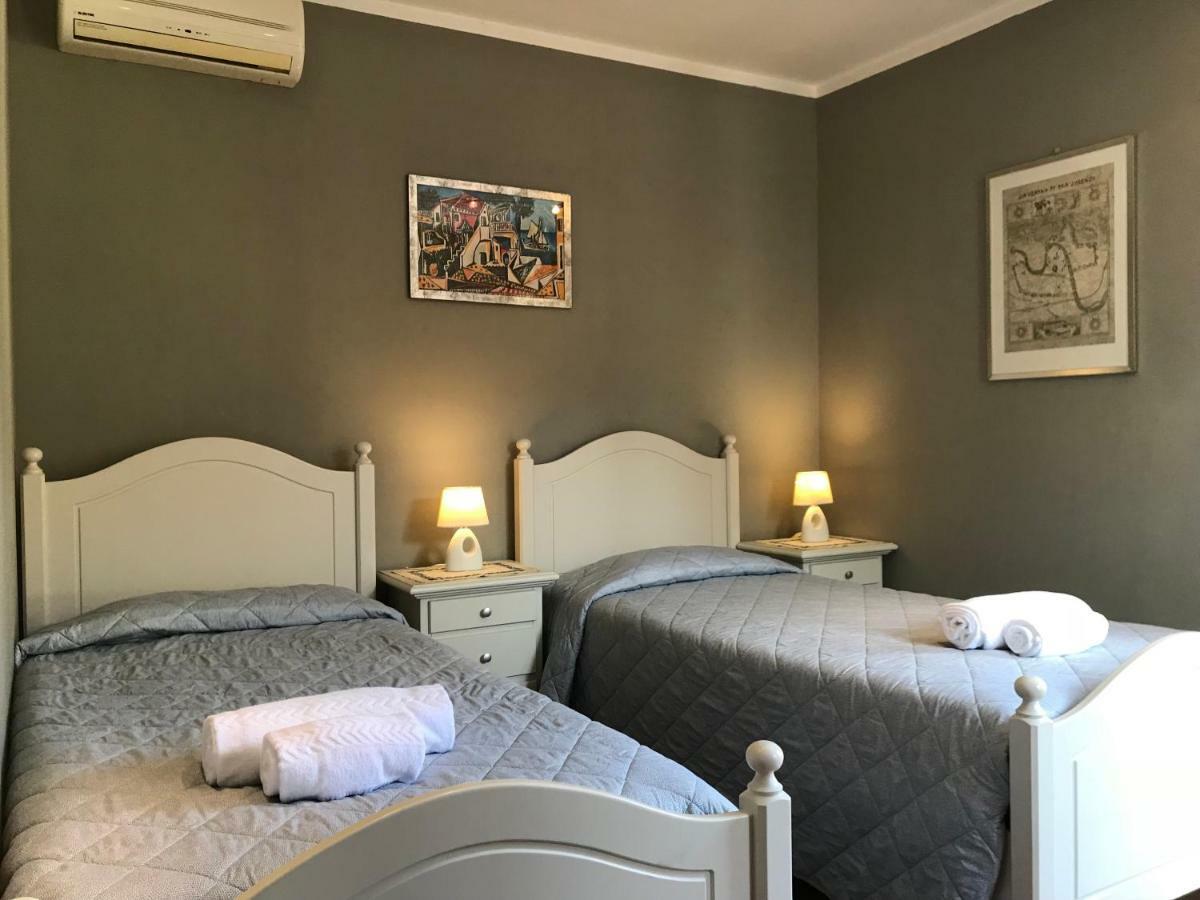 Anfite Apartments Aleardi Peschiera del Garda Bagian luar foto
