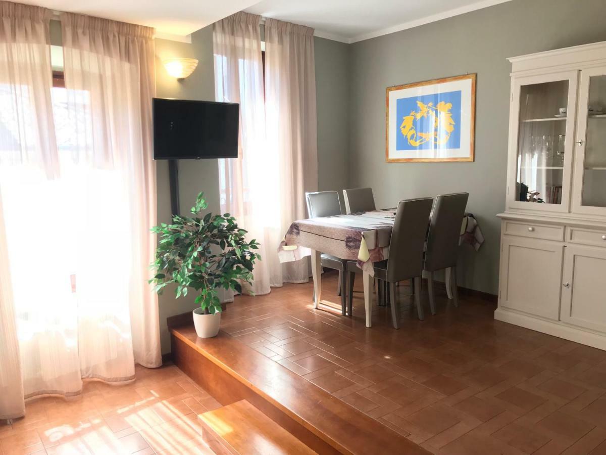 Anfite Apartments Aleardi Peschiera del Garda Bagian luar foto